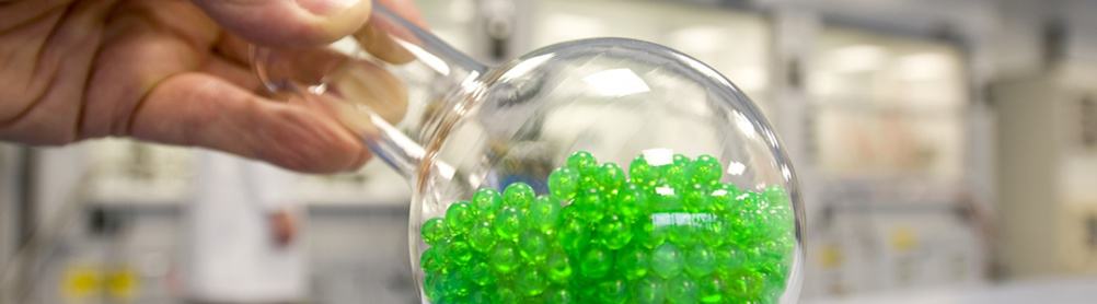 The hydrogen storage material can be moulded into flowable pellets (Credit: Cella Energy)