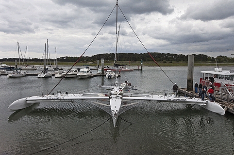 The hulls of the 60ft trimaran are designed to lift out of the water simultaneously to reduce drag