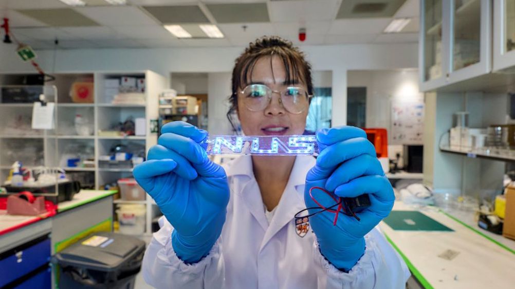 The new conductive and stretchable ‘super-material’ developed by researchers from the National University of Singapore can stretch up to 22 times its original length without sustaining a drop in its electrical conductivity
