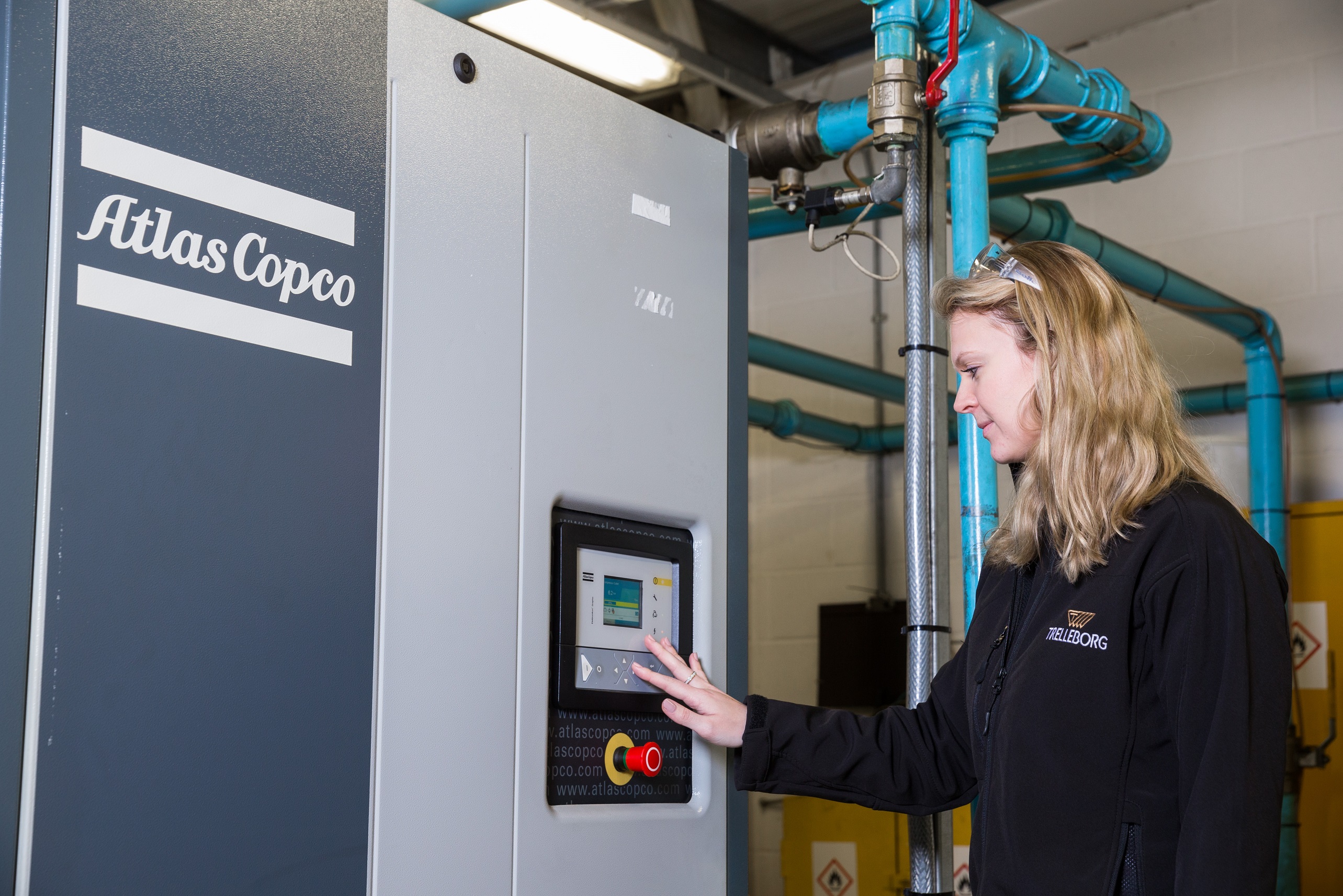 Compressor reduces sealing specialist’s energy consumption 