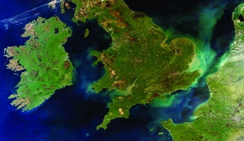 /m/x/b/A_rare_cloud_free_view_of_Ireland_Great_Britain_and_northern_France.jpg