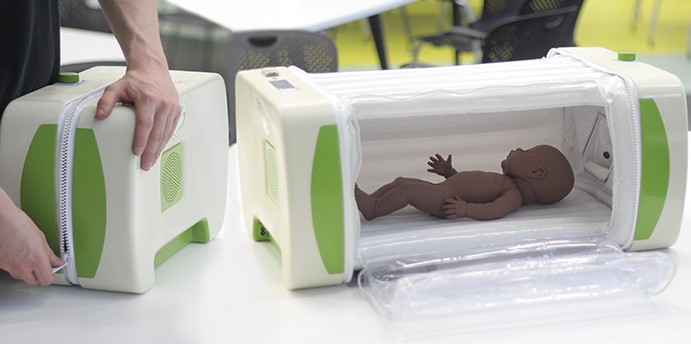 Inflatable incubator