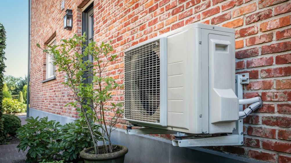 The UK government is targeting 600,000 heat pump installations per year by 2028