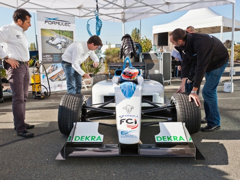 /t/o/a/Formulec_electric_racer.jpg