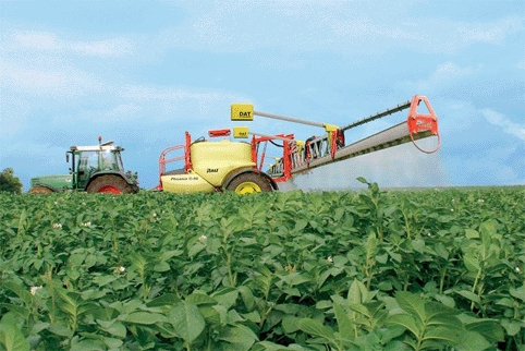 The new mechanism is planned to be attached to the spraying boom on the tractor