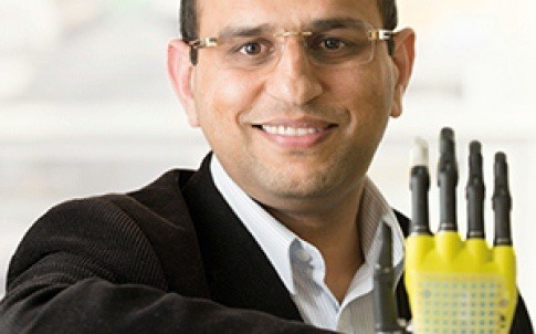 Dr Ravinder Dahiya