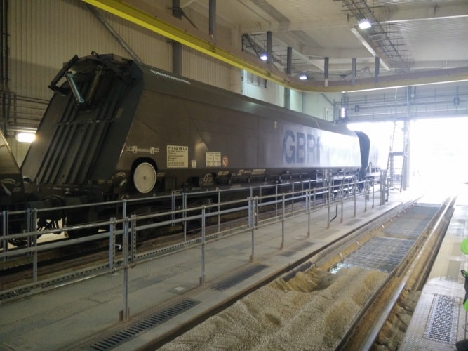 A train offload biomass pellets at Drax