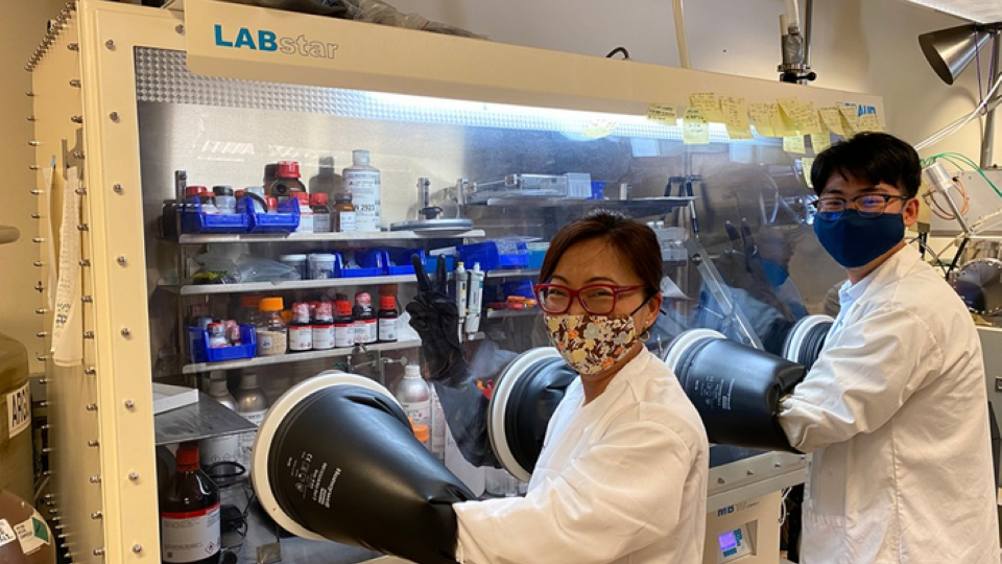 Pritzker Molecular Engineering Professor Y. Shirley Meng (left) and her team, including PhD student Yijie Yin (right), demonstrate how liquified gas electrolytes are not only safer but promise more sustainable operation