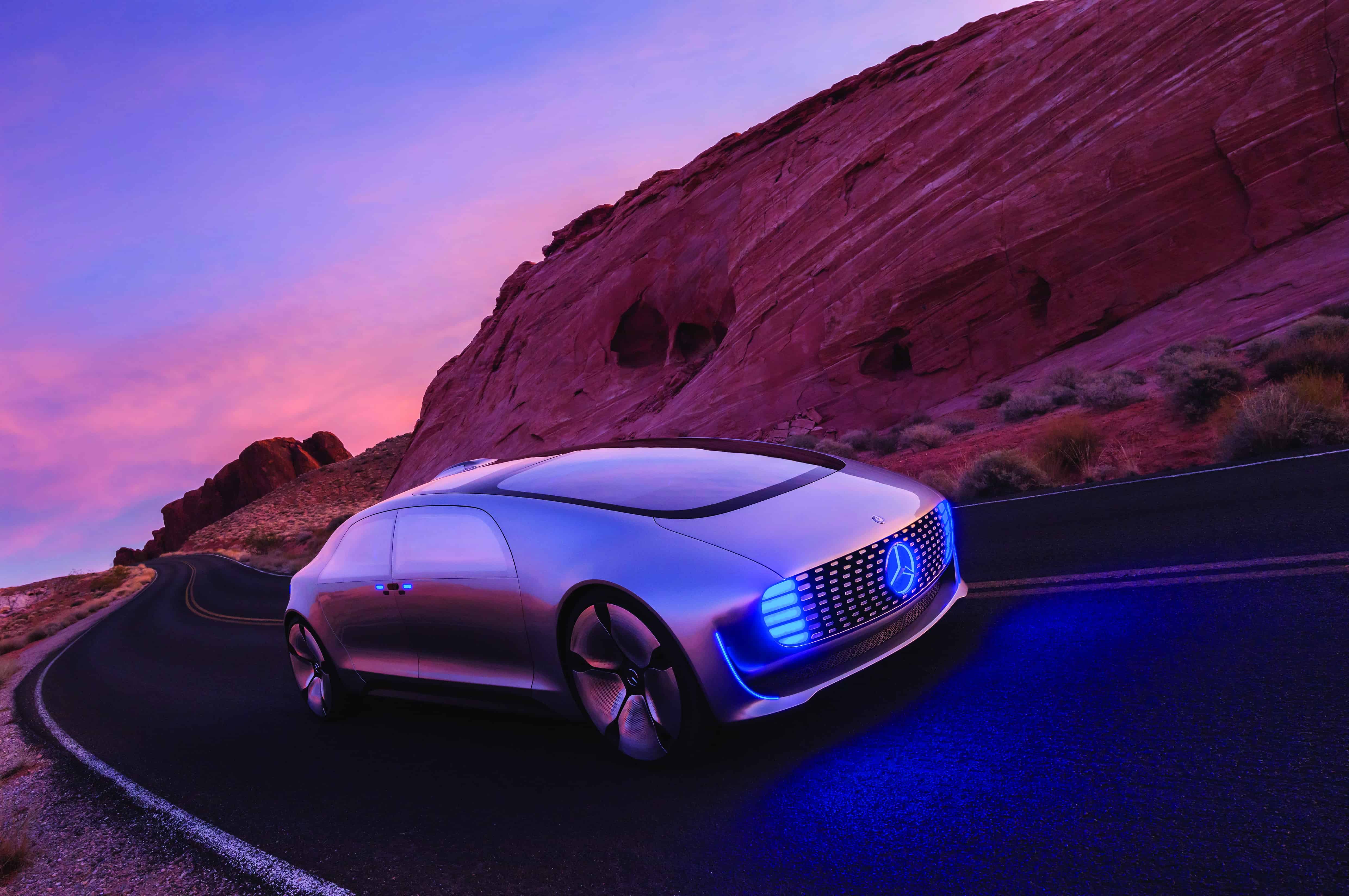/q/n/k/Mercedes_autonomous_concept_car.jpg