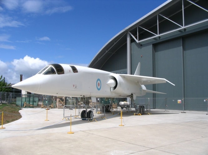 TSR-2