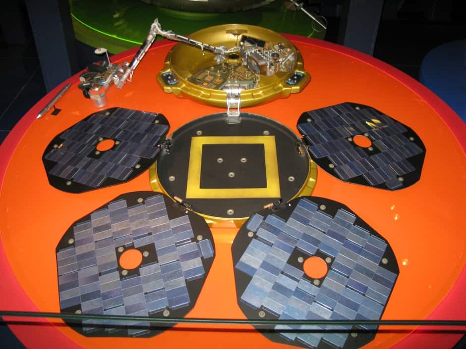A replica of Beagle 2 in fully deployed mode. The antenna was positioned in the central section.