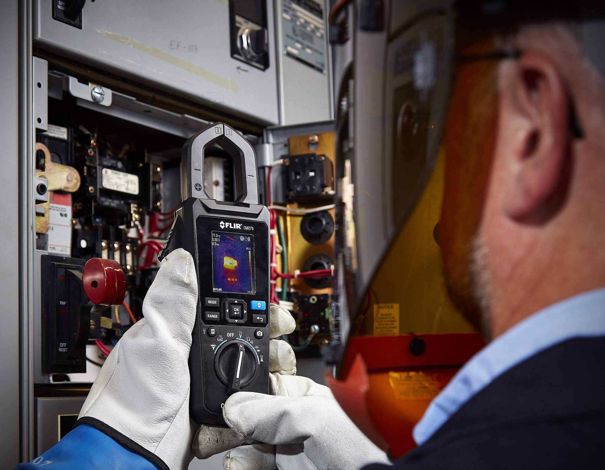 FLIR announces three electrical test and measurement meters with thermal imaging