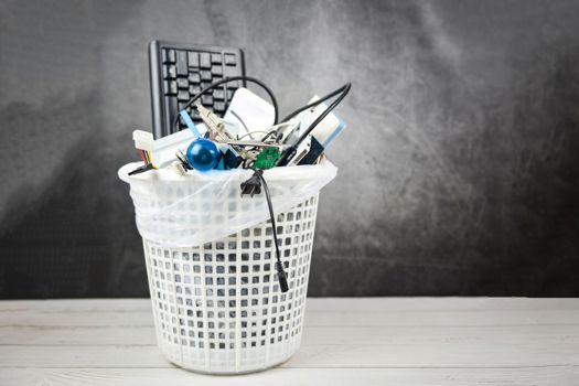 UK households contain 38,449 tonnes of copper inside discarded electrical goods