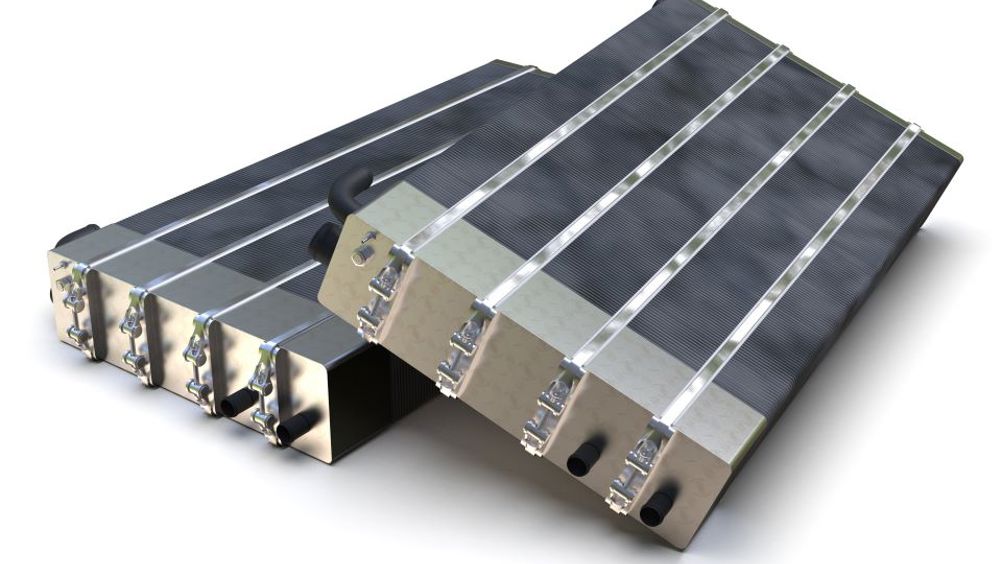 Real-time analysis of the high-resolution microstructure of carbon fibre paper has been impossible until now