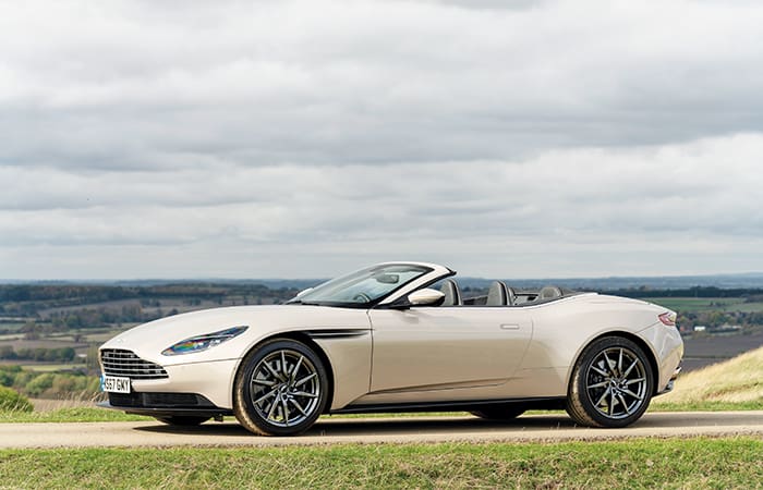 Aston Martin DB11 Volante