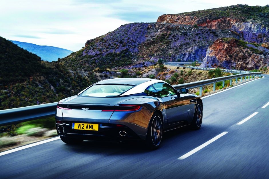 Aston Martin DB11