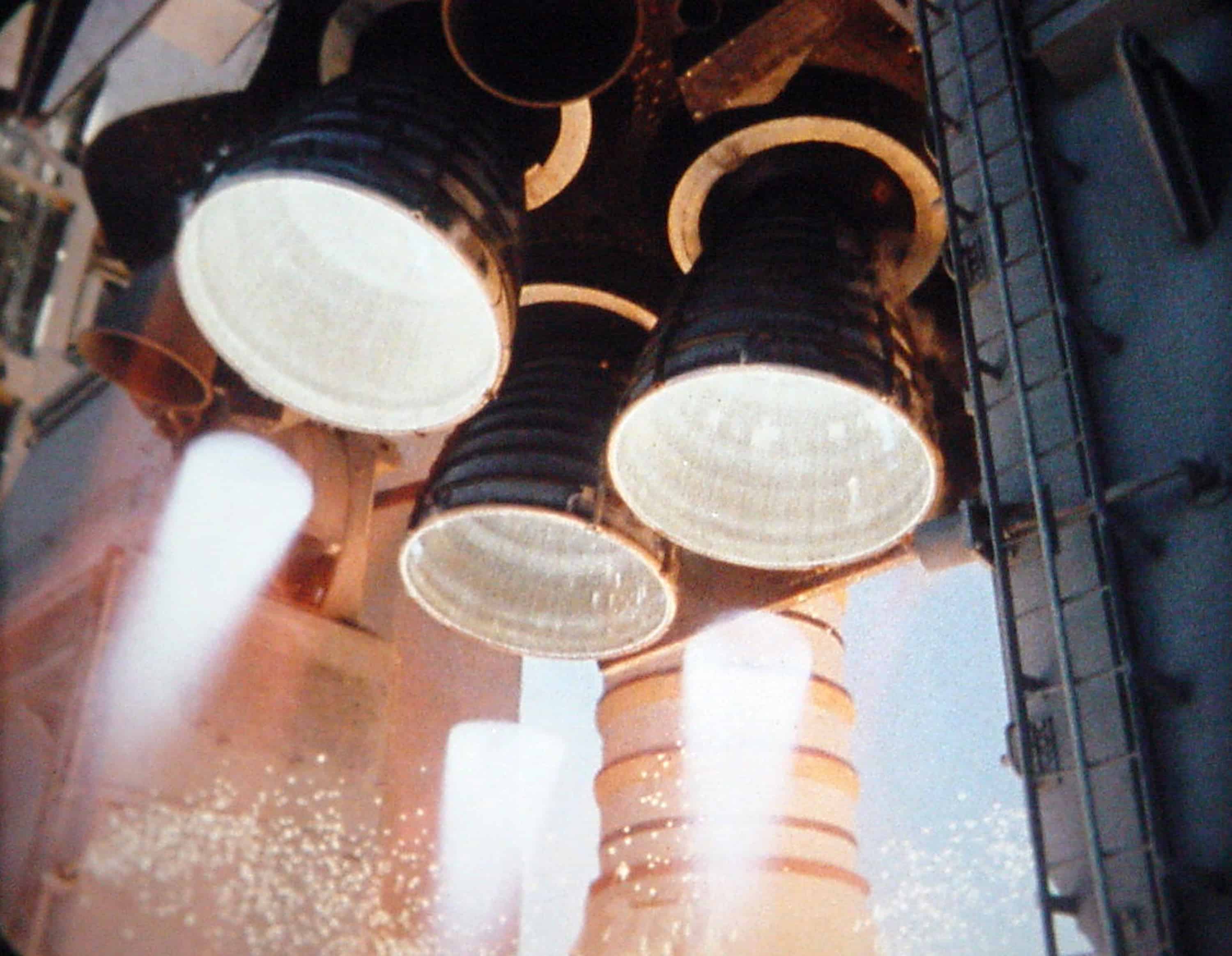 SiC nanotubes help strengthen rocket engines - The Engineer