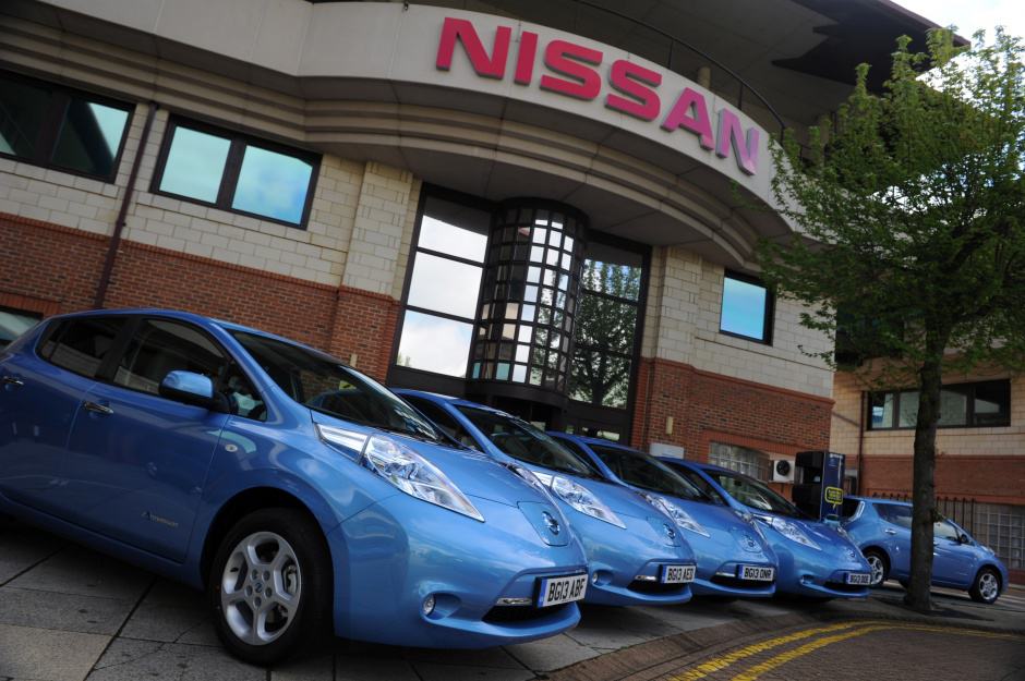 nissan-leafs