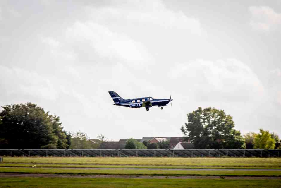 hydrogen powered commercial plane